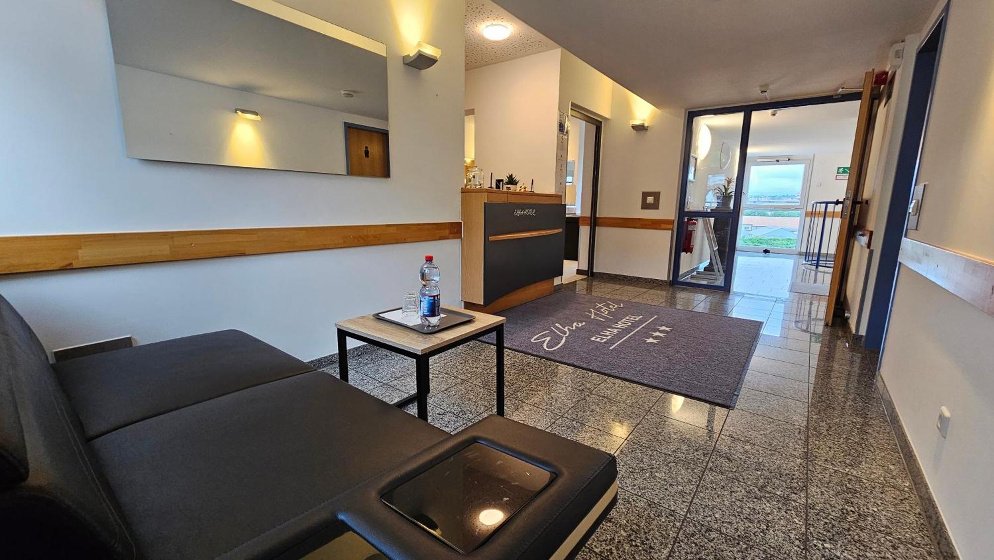 Elha Hotel 3*