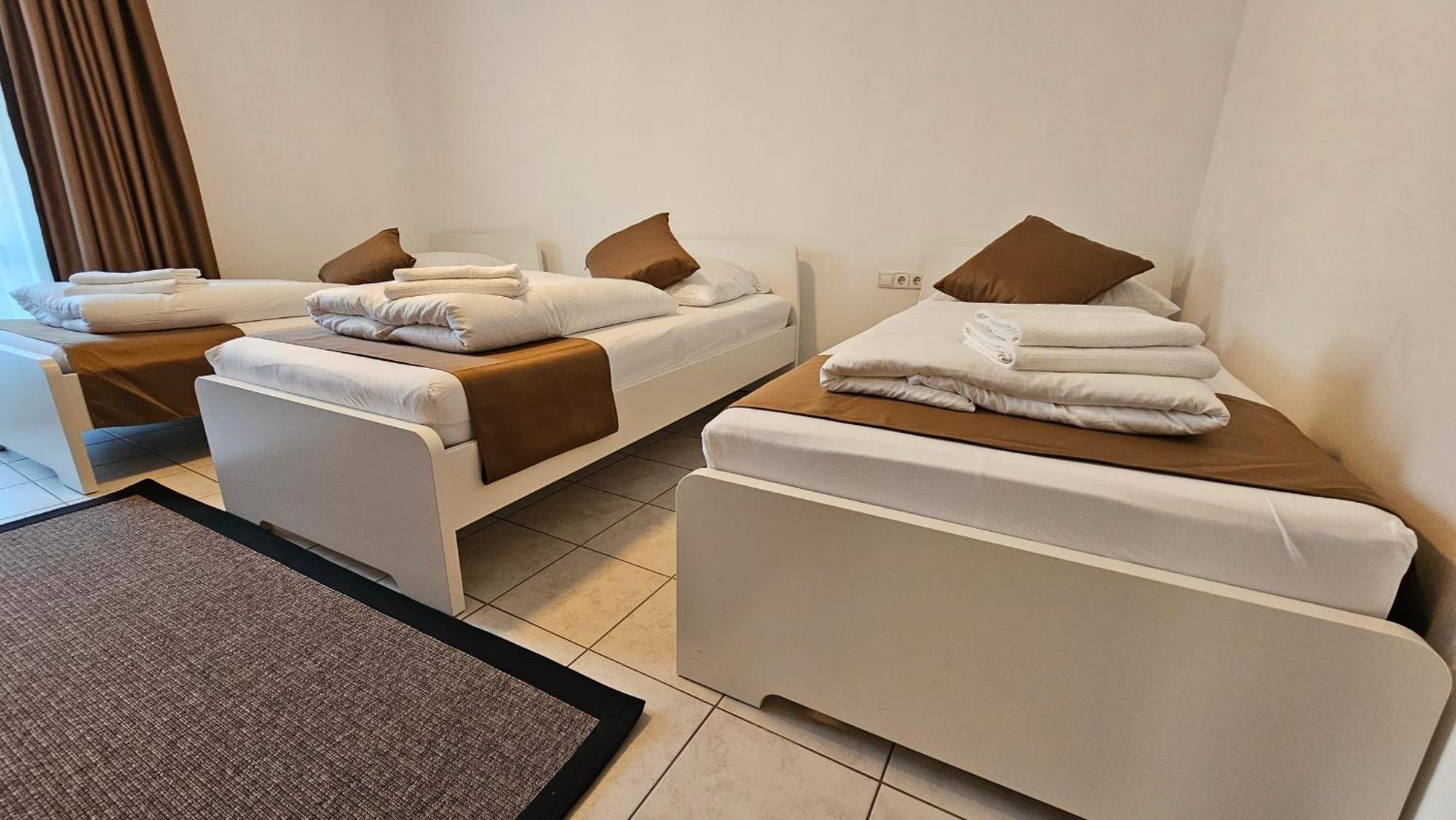 Hotel Elha 3*